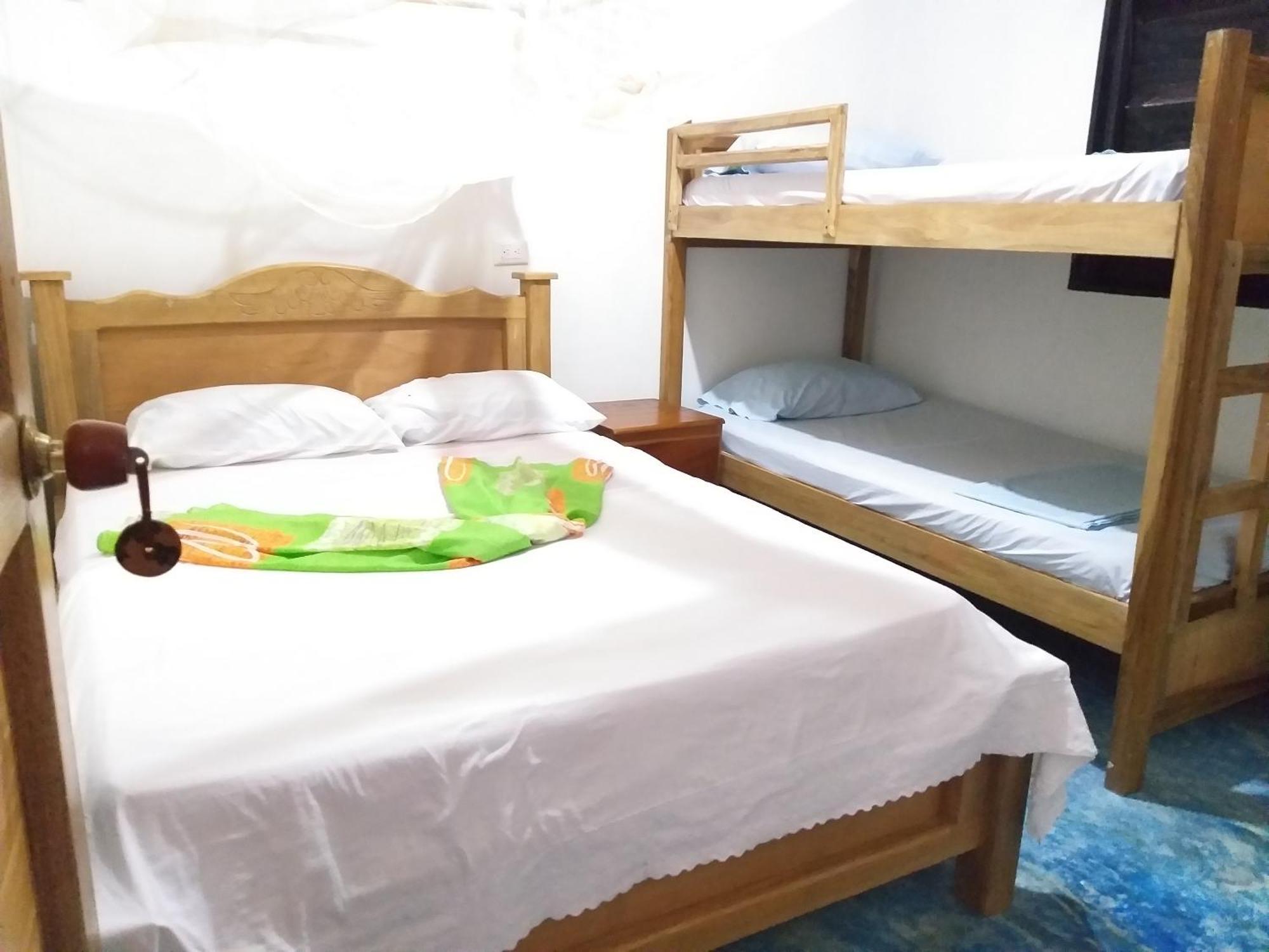 Hostel Blue Sea Rincon Del Mar Bagian luar foto